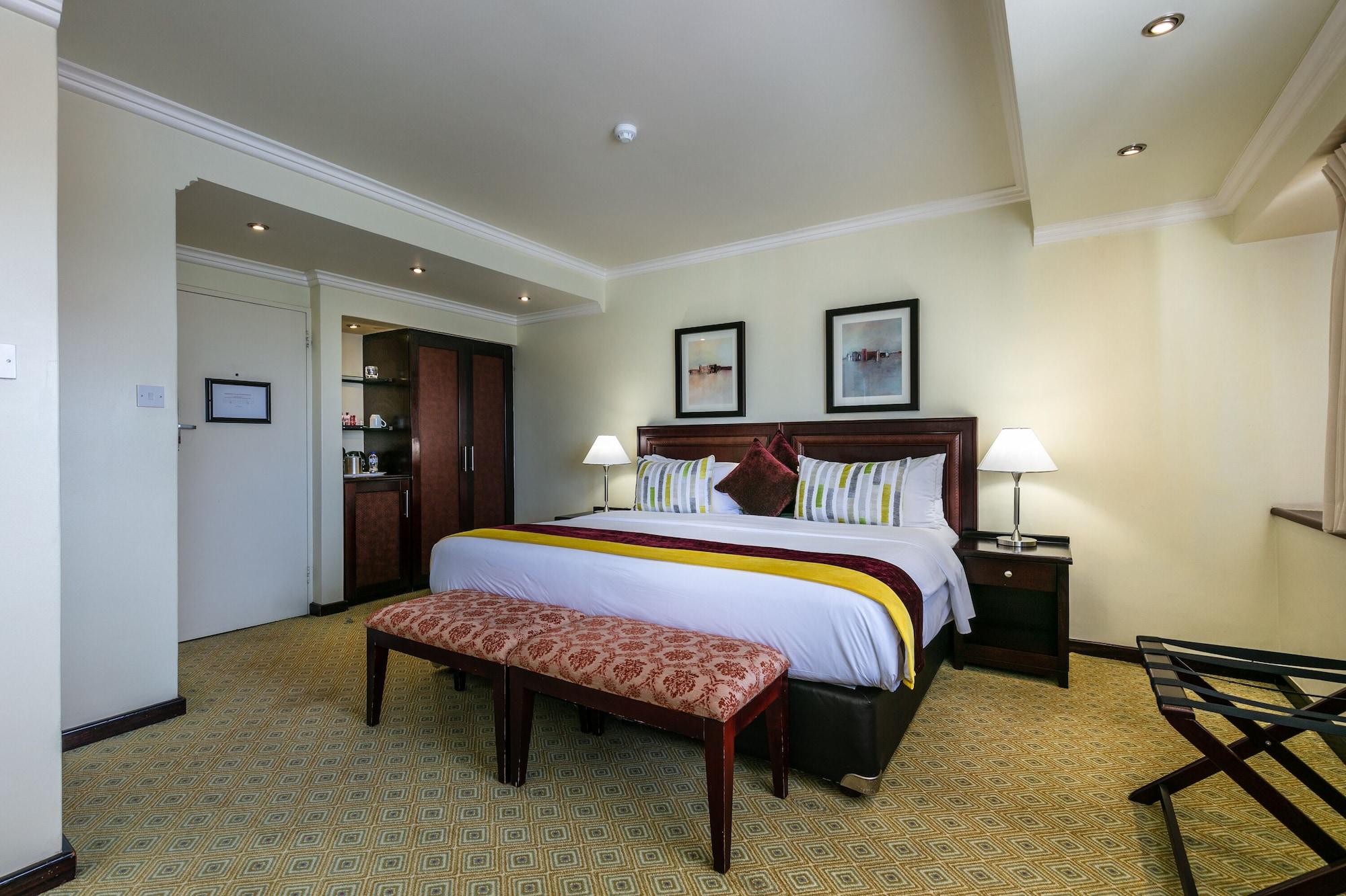 Cresta President Hotel Gaborone Bagian luar foto