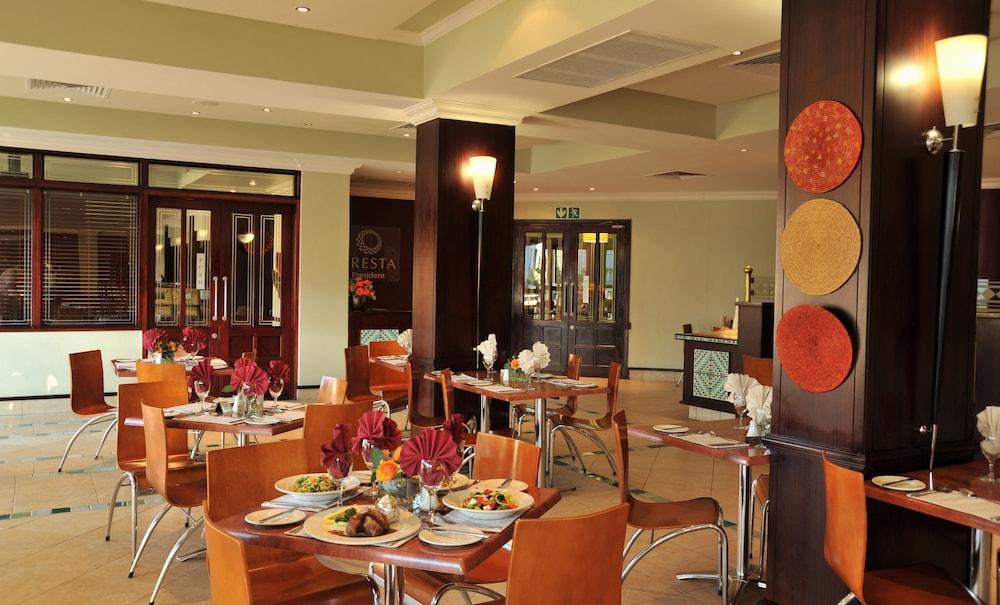 Cresta President Hotel Gaborone Bagian luar foto