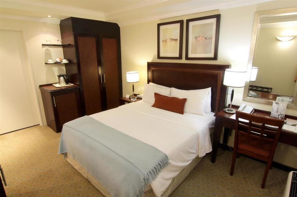 Cresta President Hotel Gaborone Ruang foto