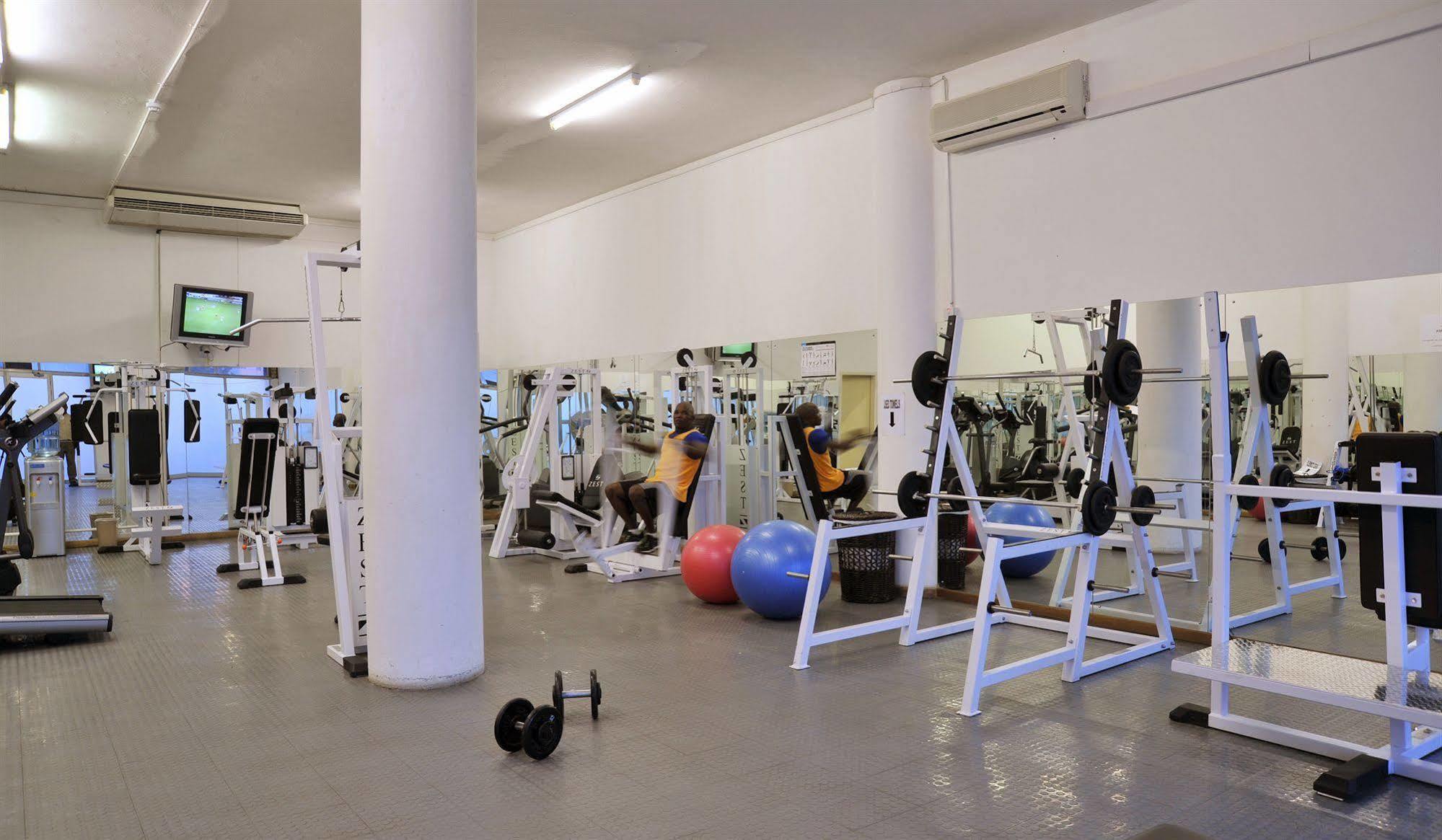 Cresta President Hotel Gaborone Bagian luar foto