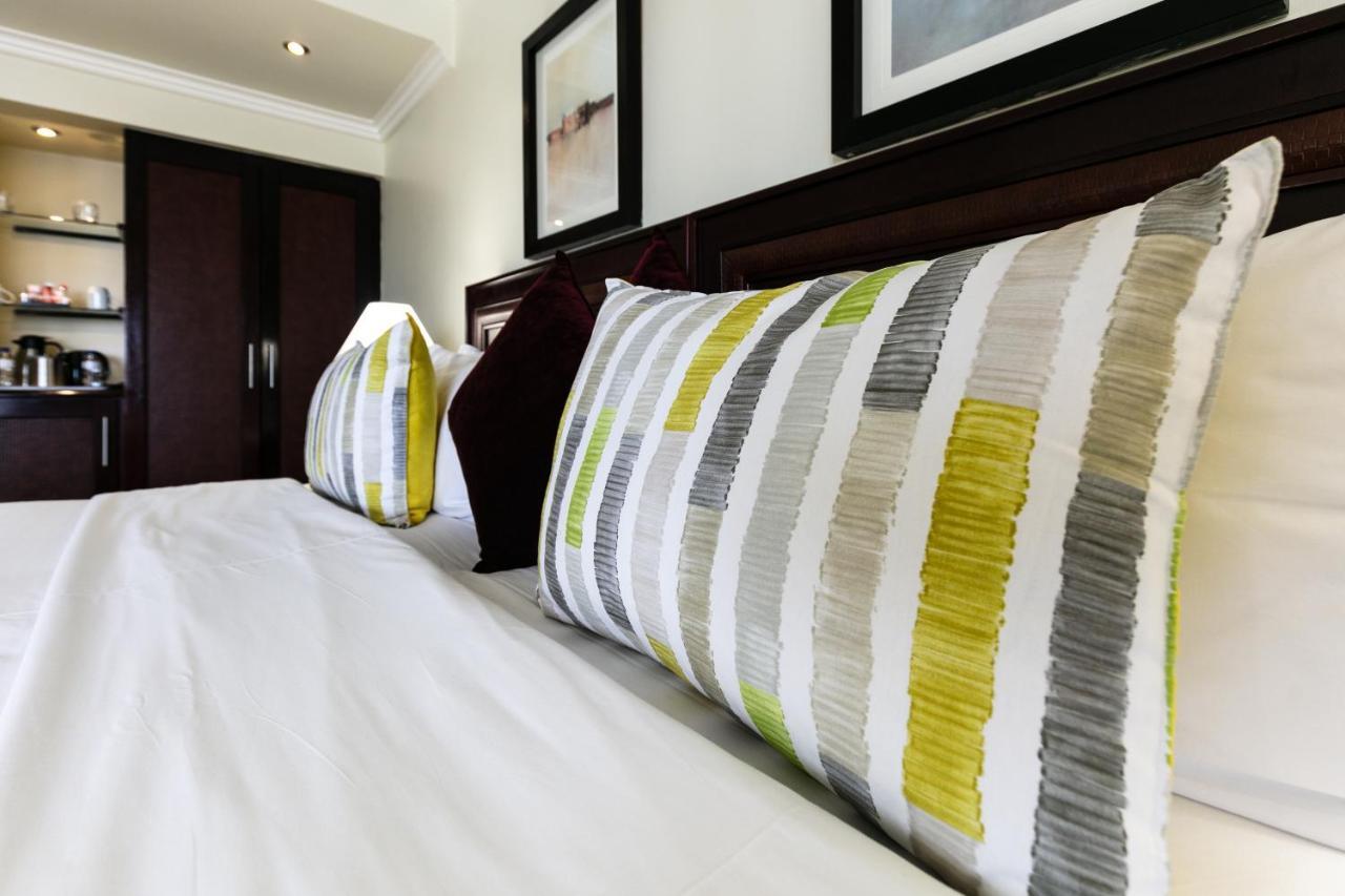 Cresta President Hotel Gaborone Bagian luar foto