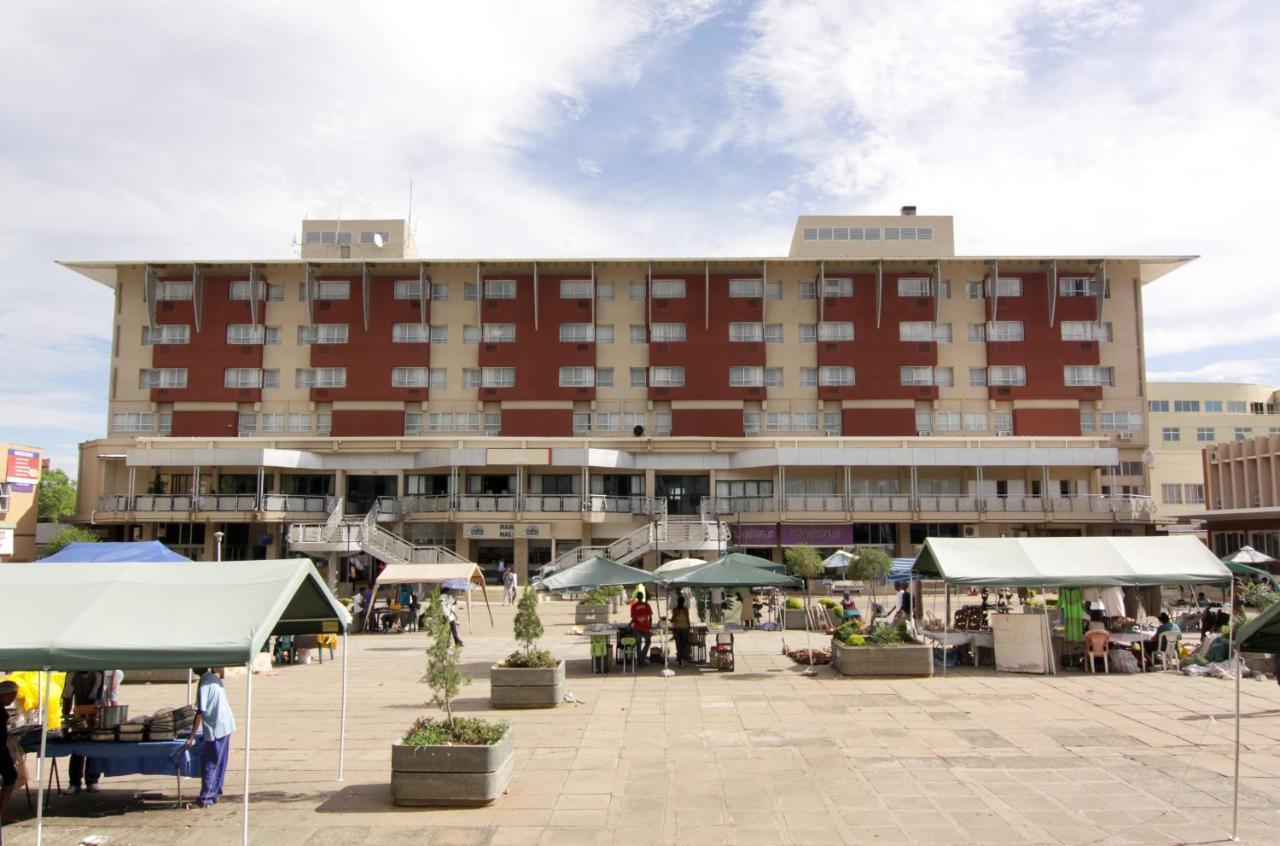 Cresta President Hotel Gaborone Bagian luar foto
